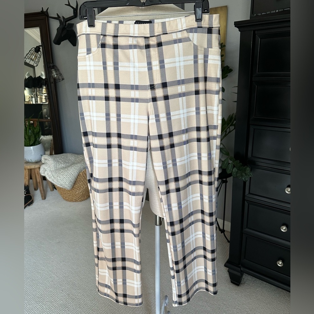 Sanctuary black and tan plaid pants, size XL